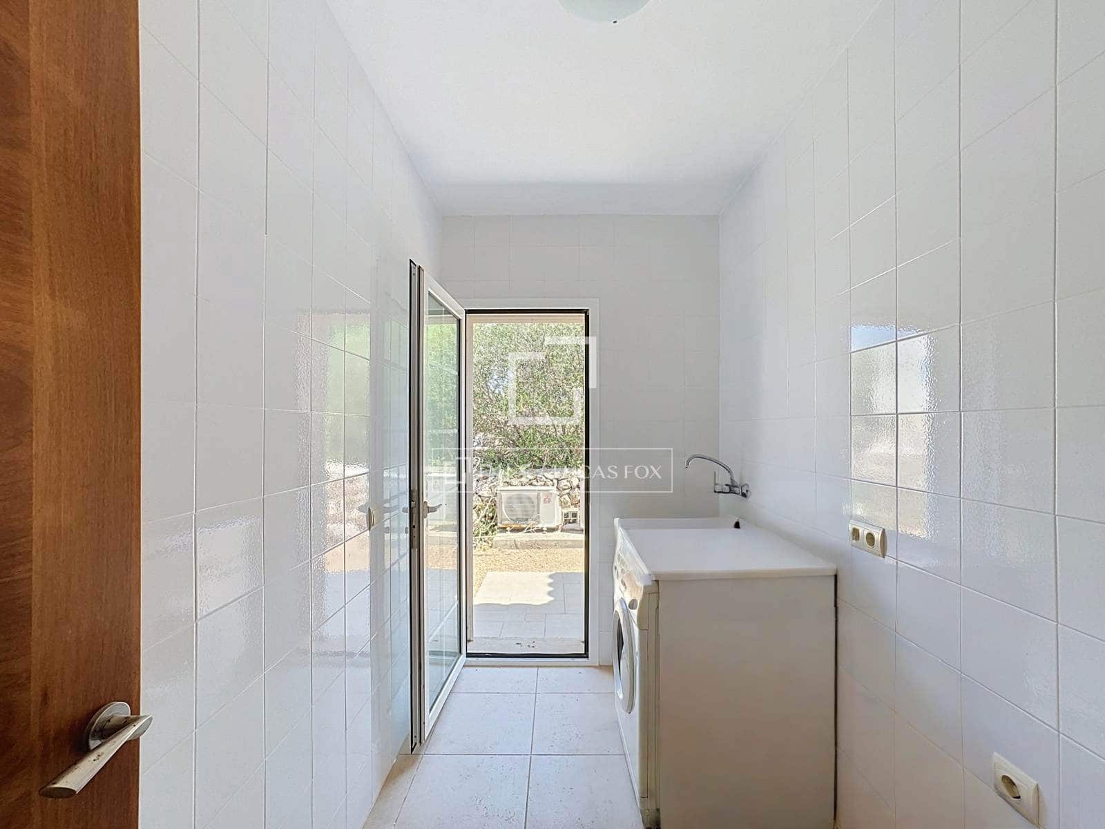 4 soverom Villa til salgs i San Luis / Sant Lluis med svømmebasseng garasje - € 1 217 000 (Ref: 9953351)