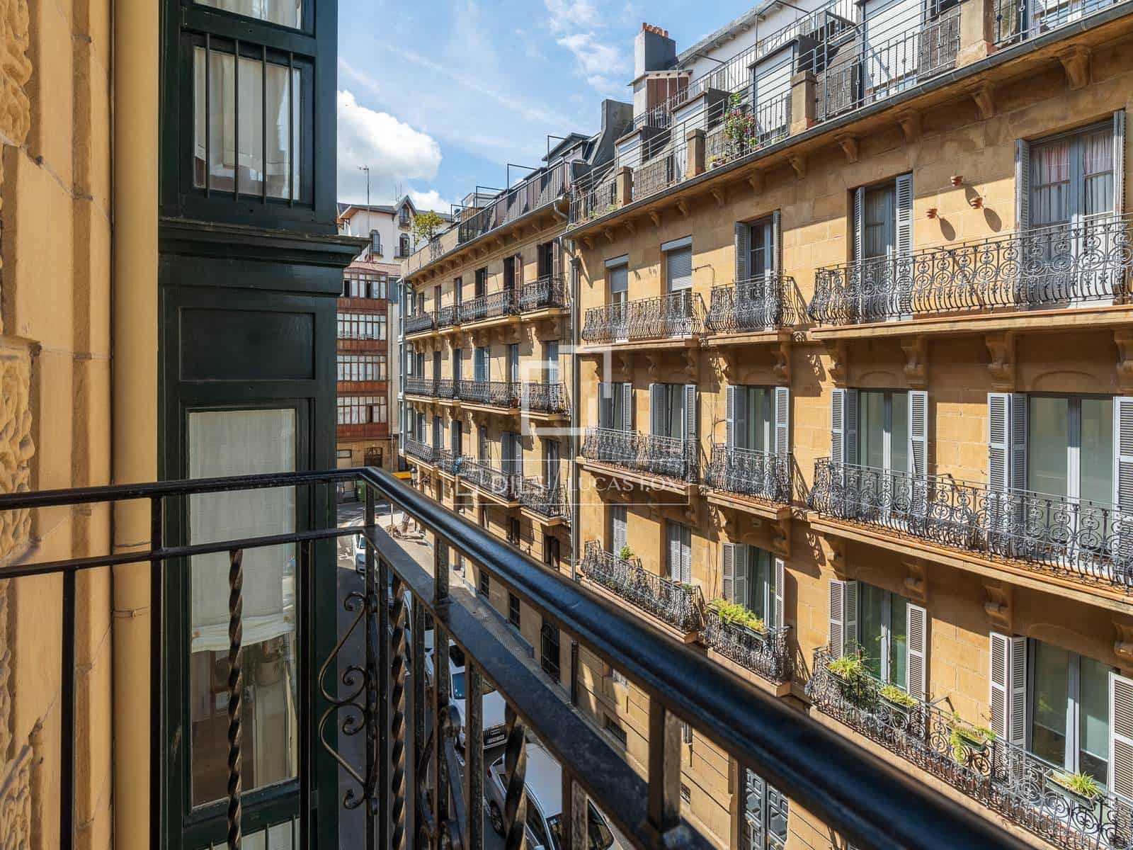 7 slaapkamer Appartement te koop in Donostia-San Sebastian - € 2.800.000 (Ref: 9953352)