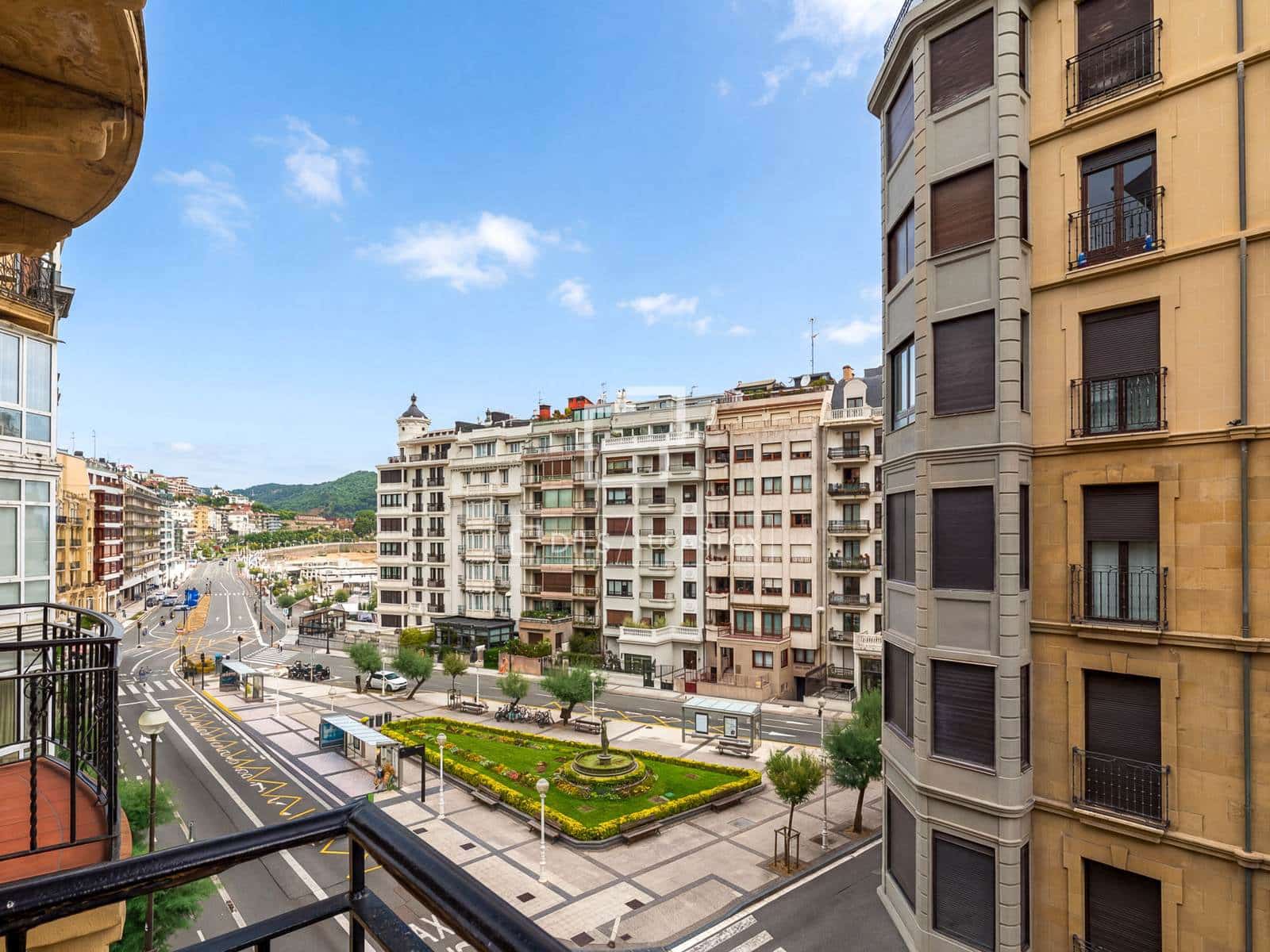 7 slaapkamer Appartement te koop in Donostia-San Sebastian - € 2.800.000 (Ref: 9953352)