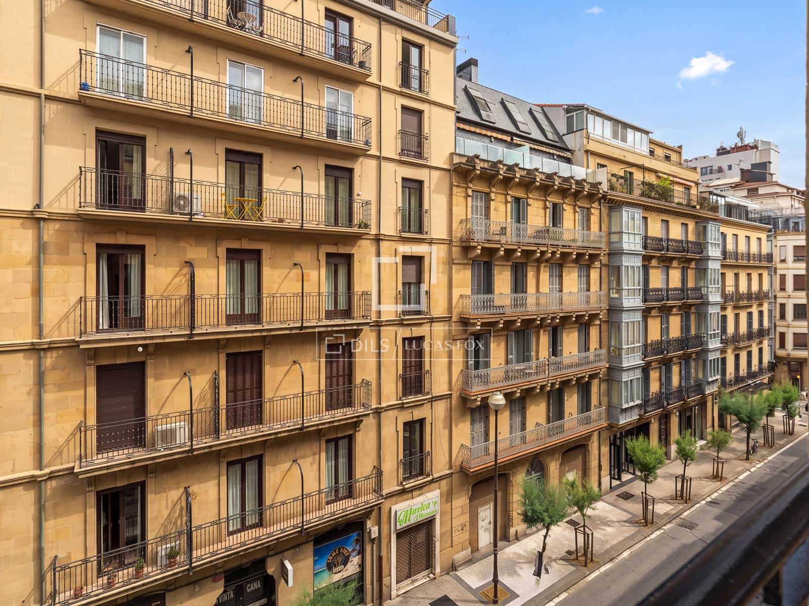 7 slaapkamer Appartement te koop in Donostia-San Sebastian - € 2.800.000 (Ref: 9953352)
