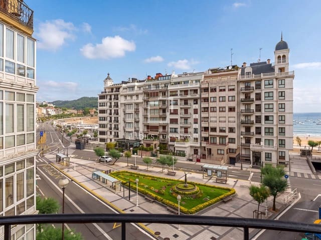 7 slaapkamer Appartement te koop in Donostia-San Sebastián - € 2.800.000 (Ref: 9953352)