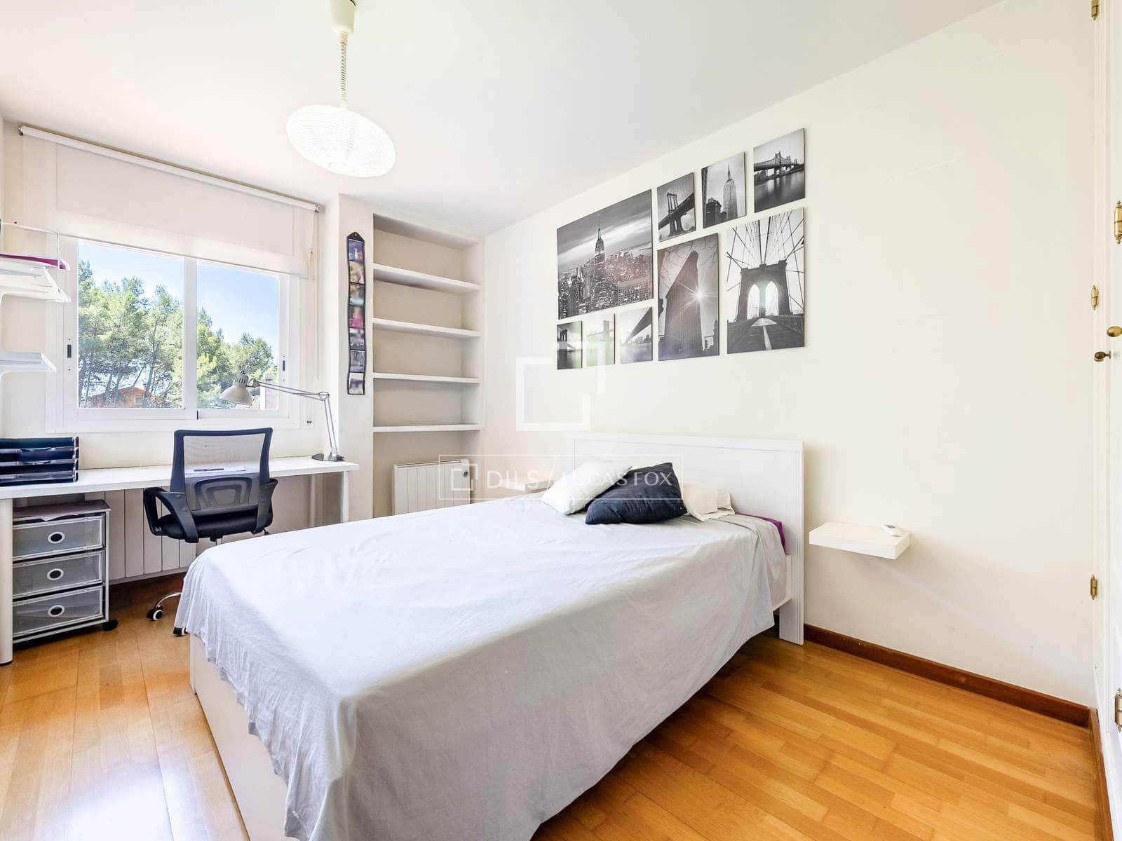 6 soverom Villa til salgs i Tarragona by med svømmebasseng garasje - € 625 000 (Ref: 9953353)