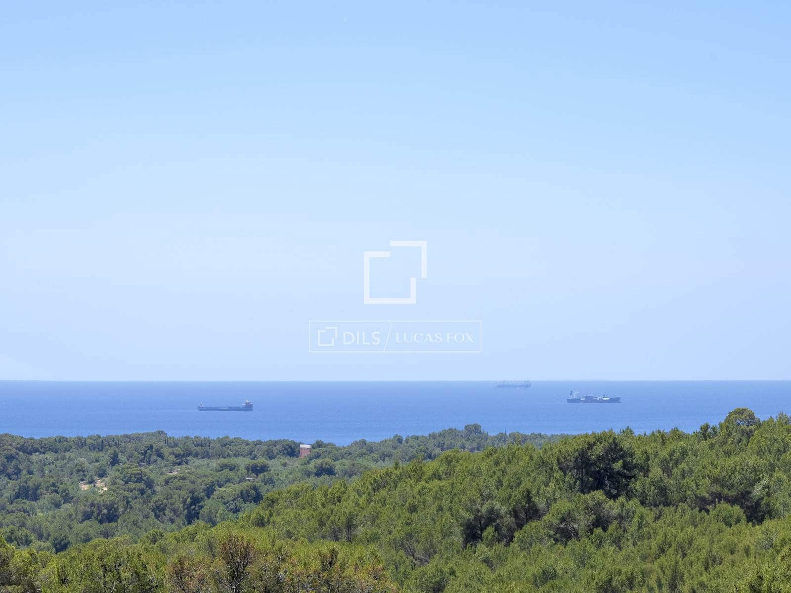 6 soverom Villa til salgs i Tarragona by med svømmebasseng garasje - € 625 000 (Ref: 9953353)