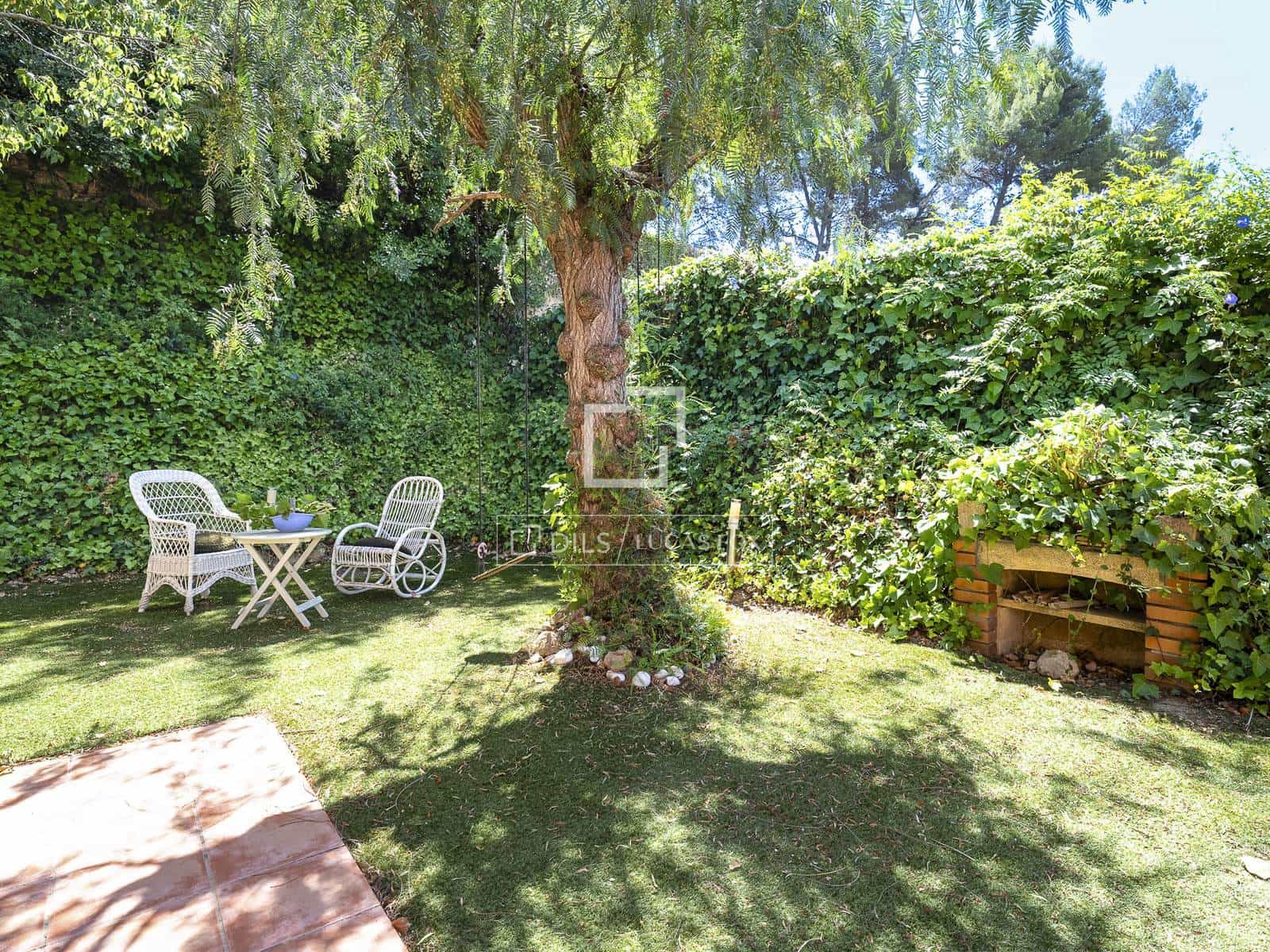 6 soverom Villa til salgs i Tarragona by med svømmebasseng garasje - € 625 000 (Ref: 9953353)