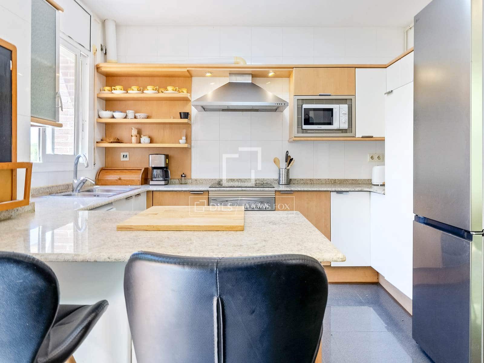 6 soverom Villa til salgs i Tarragona by med svømmebasseng garasje - € 625 000 (Ref: 9953353)