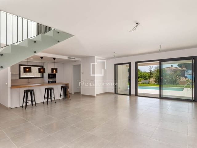 5 soverom Villa til salgs i Llançà med svømmebasseng garasje - € 1 375 000 (Ref: 9953354)