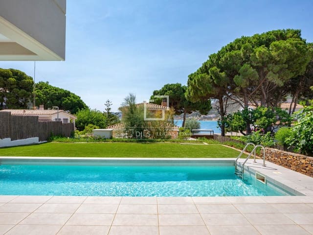 5 sovrum Villa till salu i Llançà med pool garage - 1 375 000 € (Ref: 9953354)