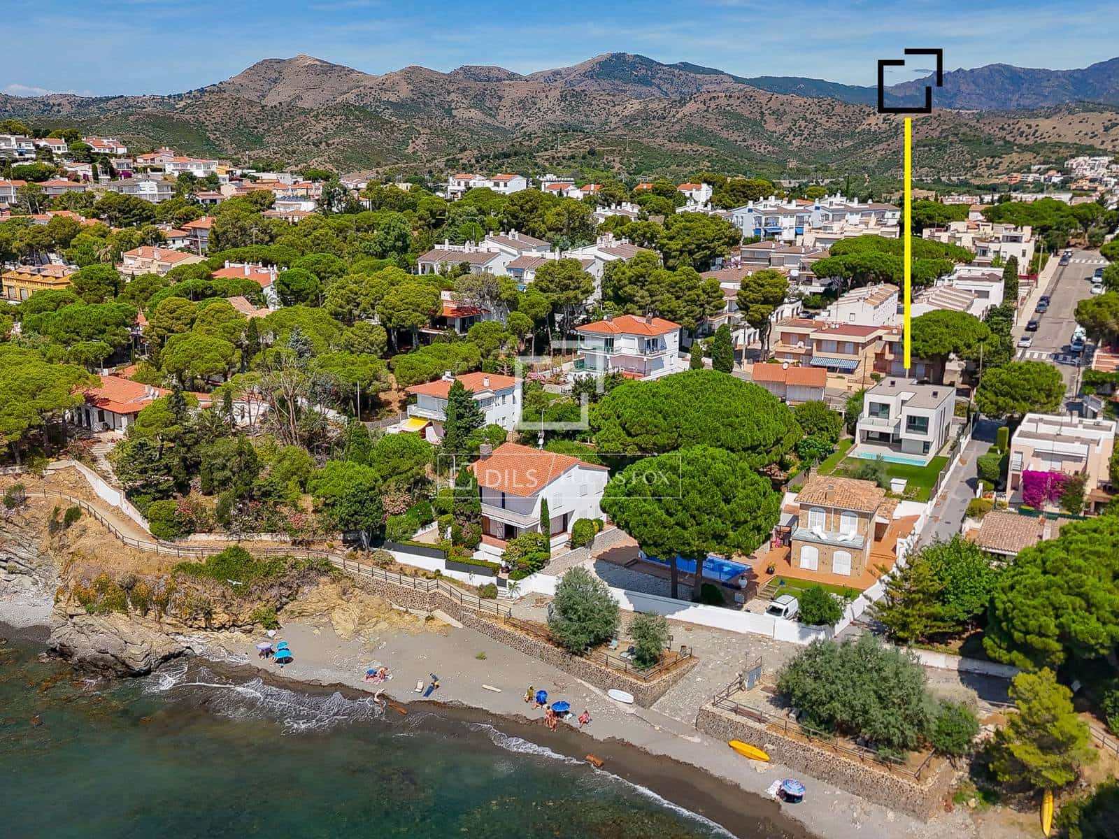 5 soveværelse Villa til salg i Llanca med swimmingpool garage - € 1.375.000 (Ref: 9953354)