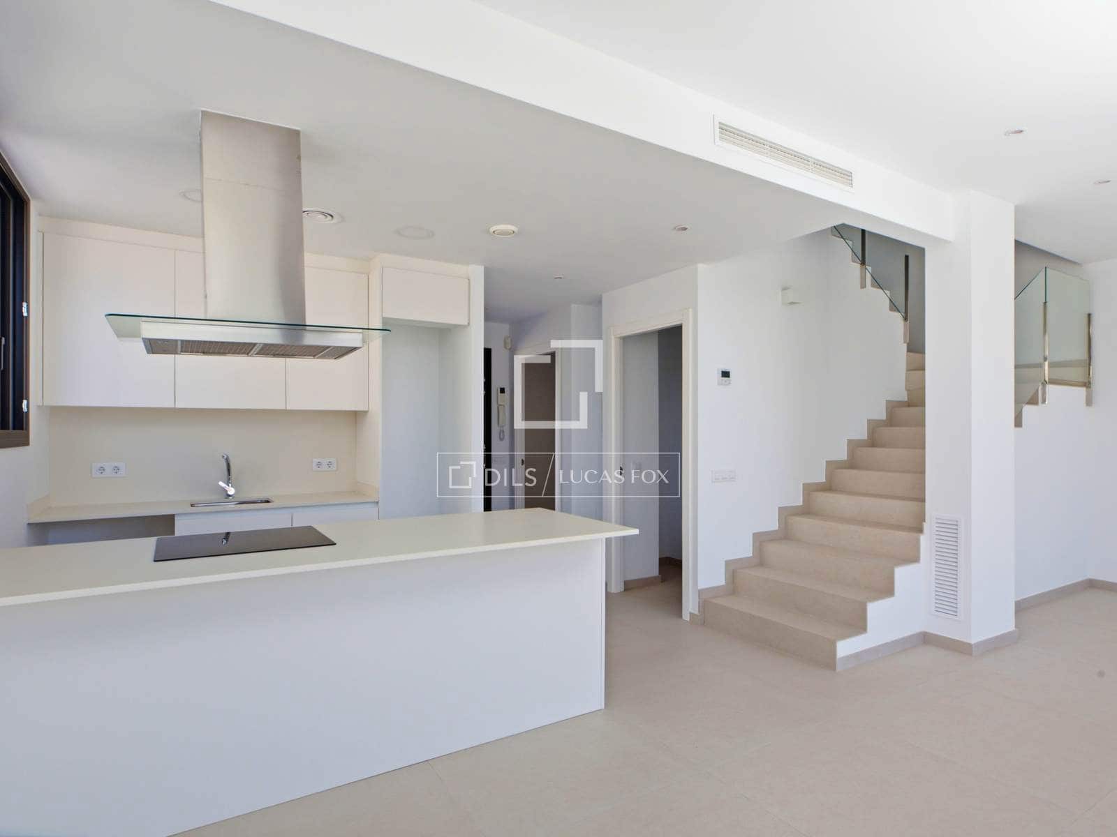 4 sovrum Villa till salu i Empuriabrava med pool garage - 649 000 € (Ref: 9953423)