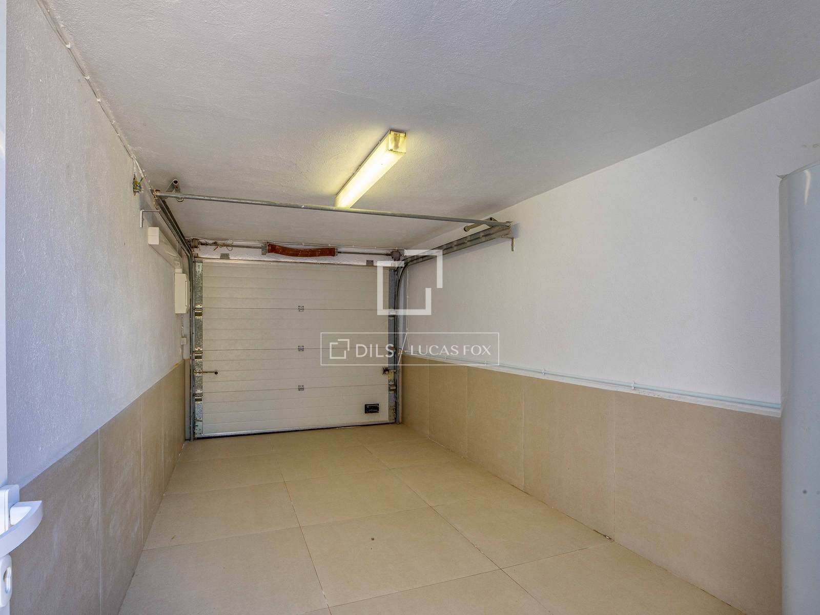 3 soveværelse Villa til salg i Empuriabrava med swimmingpool garage - € 995.000 (Ref: 9953424)
