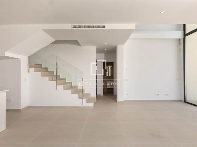 4 sovrum Villa till salu i Empuriabrava, Castelló d'Empúries med pool garage - 739 000 € (Ref: 9953425)