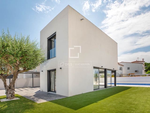 4 sovrum Villa till salu i Empuriabrava, Castelló d'Empúries med pool garage - 739 000 € (Ref: 9953425)