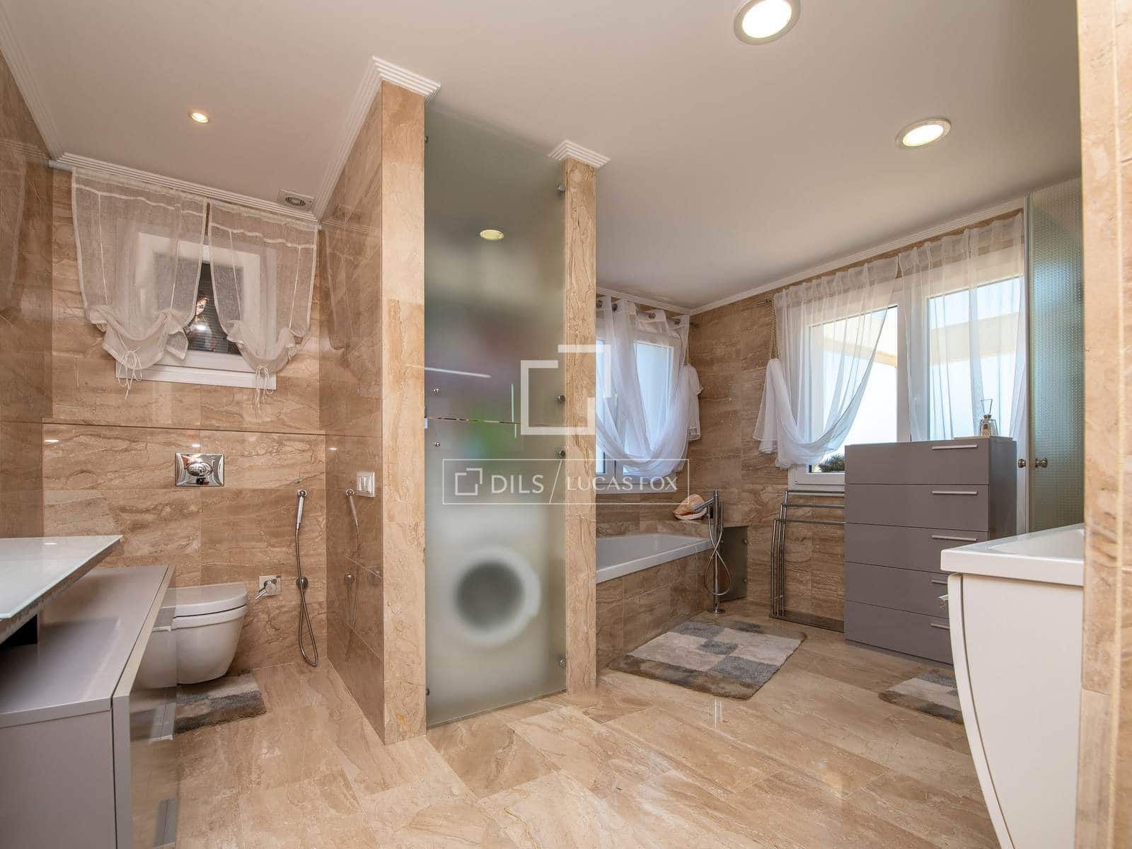 5 soverom Villa til salgs i Calonge i Sant Antoni med svømmebasseng garasje - € 2 500 000 (Ref: 9953427)