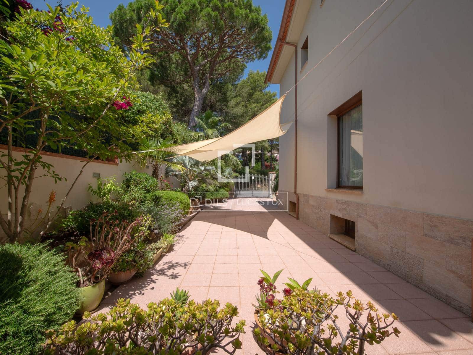 5 soverom Villa til salgs i Calonge i Sant Antoni med svømmebasseng garasje - € 2 500 000 (Ref: 9953427)