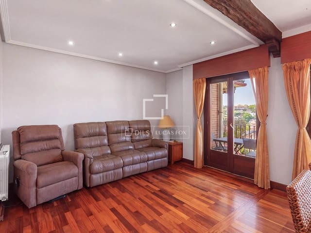 2 soveværelse Lejlighed til salg i Donostia-San Sebastián med garage - € 650.000 (Ref: 9953428)