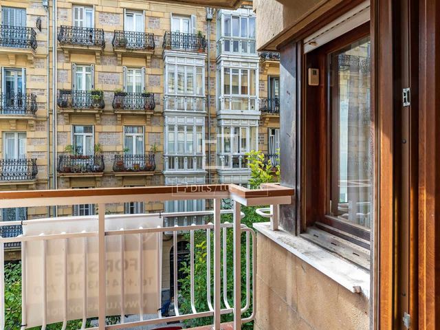 4 soveværelse Lejlighed til salg i Donostia-San Sebastián - € 1.150.000 (Ref: 9953459)