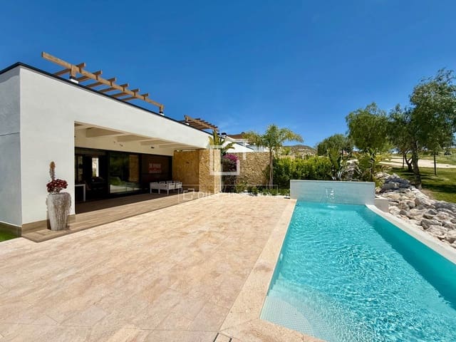 3 soverom Villa til salgs i Monforte del Cid med svømmebasseng garasje - € 575 000 (Ref: 9954611)