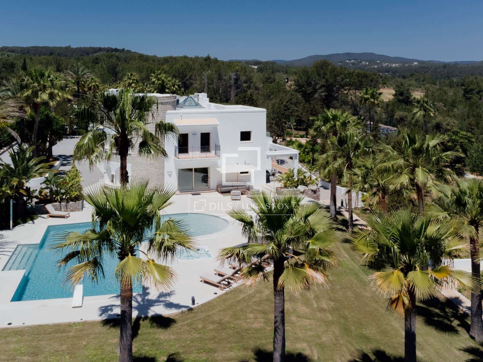 9 soveværelse Villa til salg i Puig de'n Valls med swimmingpool garage - € 7.500.000 (Ref: 9955427)