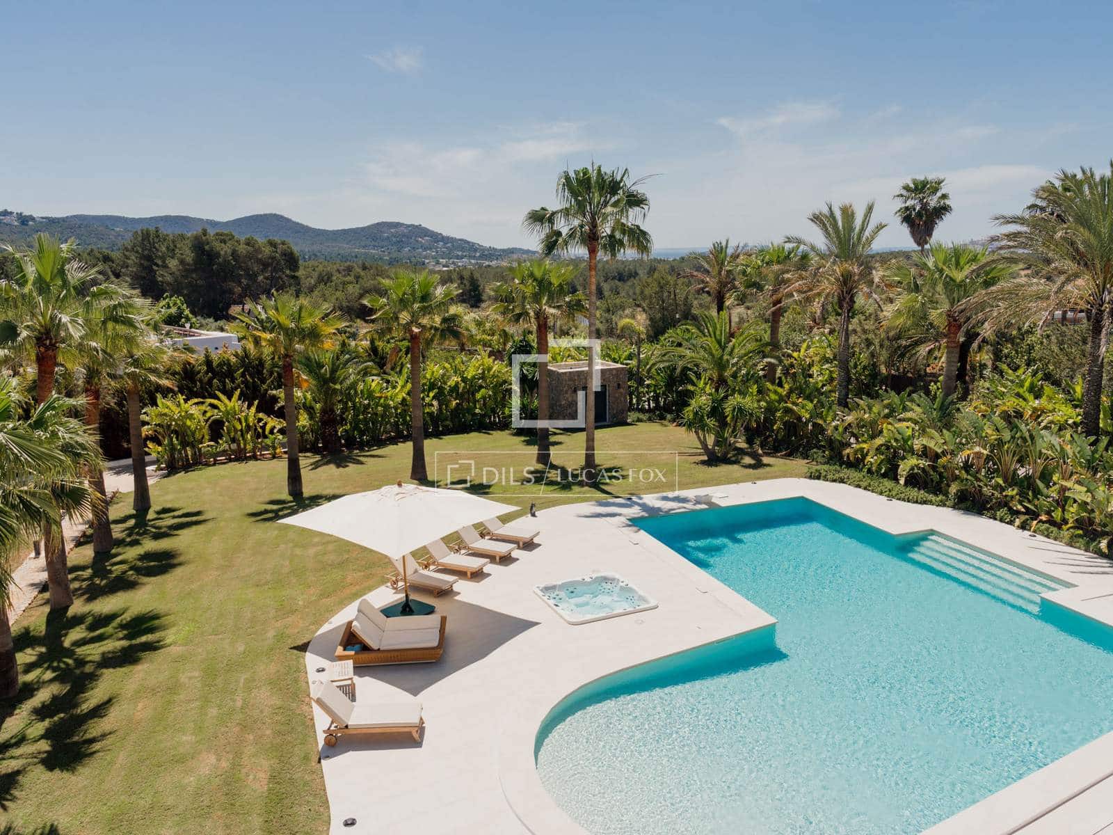 9 soveværelse Villa til salg i Puig de'n Valls med swimmingpool garage - € 7.500.000 (Ref: 9955427)