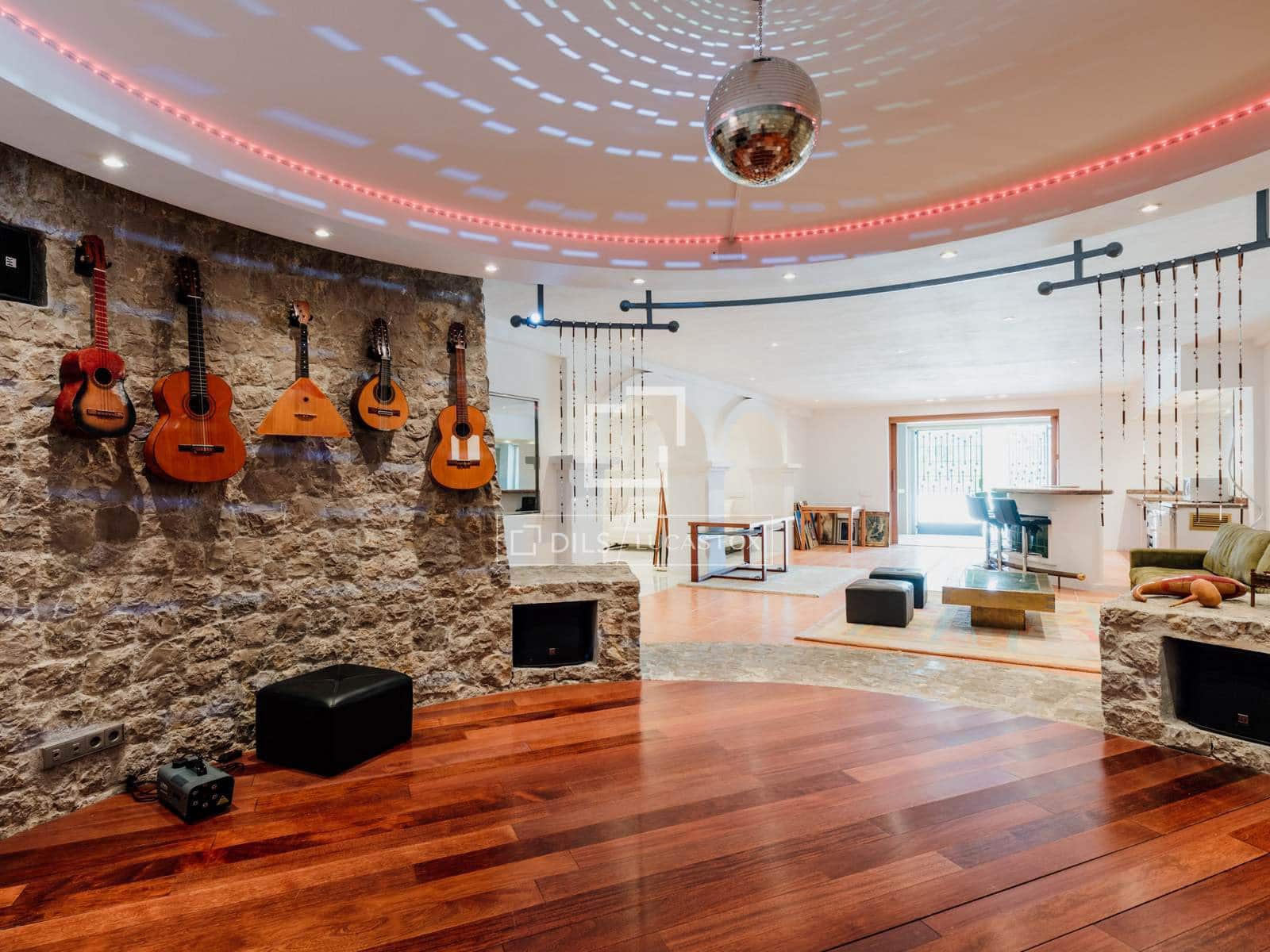9 soveværelse Villa til salg i Puig de'n Valls med swimmingpool garage - € 7.500.000 (Ref: 9955427)