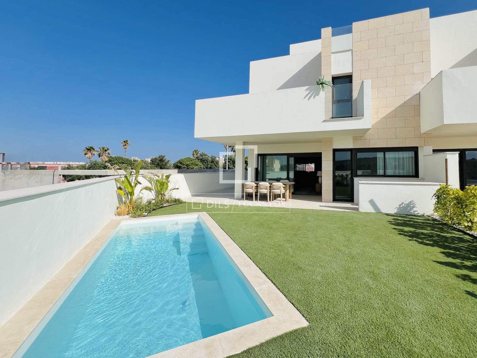 4 sovrum Villa till salu i Alicante stad med pool garage - 983 000 € (Ref: 9955991)