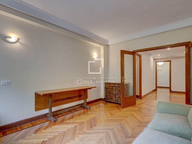 5 slaapkamer Appartement te koop in Donostia-San Sebastián - € 780.000 (Ref: 9956100)