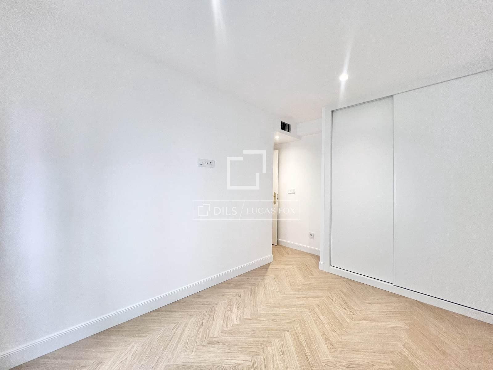 3 chambre Appartement à vendre à Alicante ville - 420 000 € (Ref: 9956192)