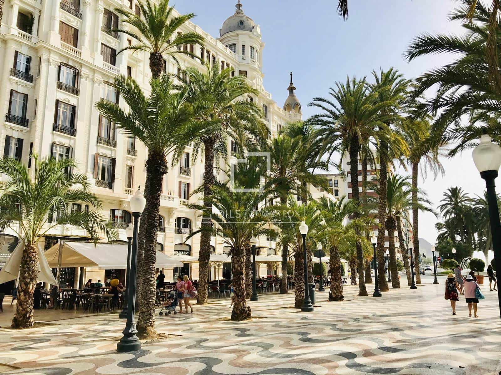 3 chambre Appartement à vendre à Alicante ville - 420 000 € (Ref: 9956192)