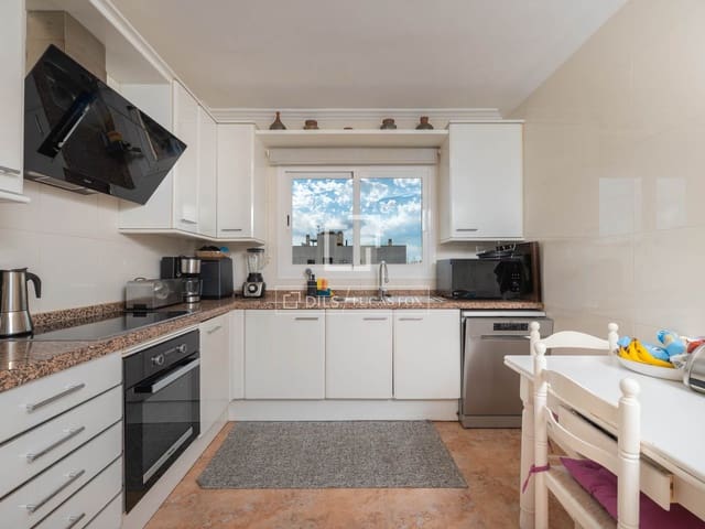 3 Zimmer Apartment zu verkaufen in Nuestra Señora de Jesus, Santa Eulalia / Santa Eularia mit Garage - 1.015.000 € (Ref: 9956194)
