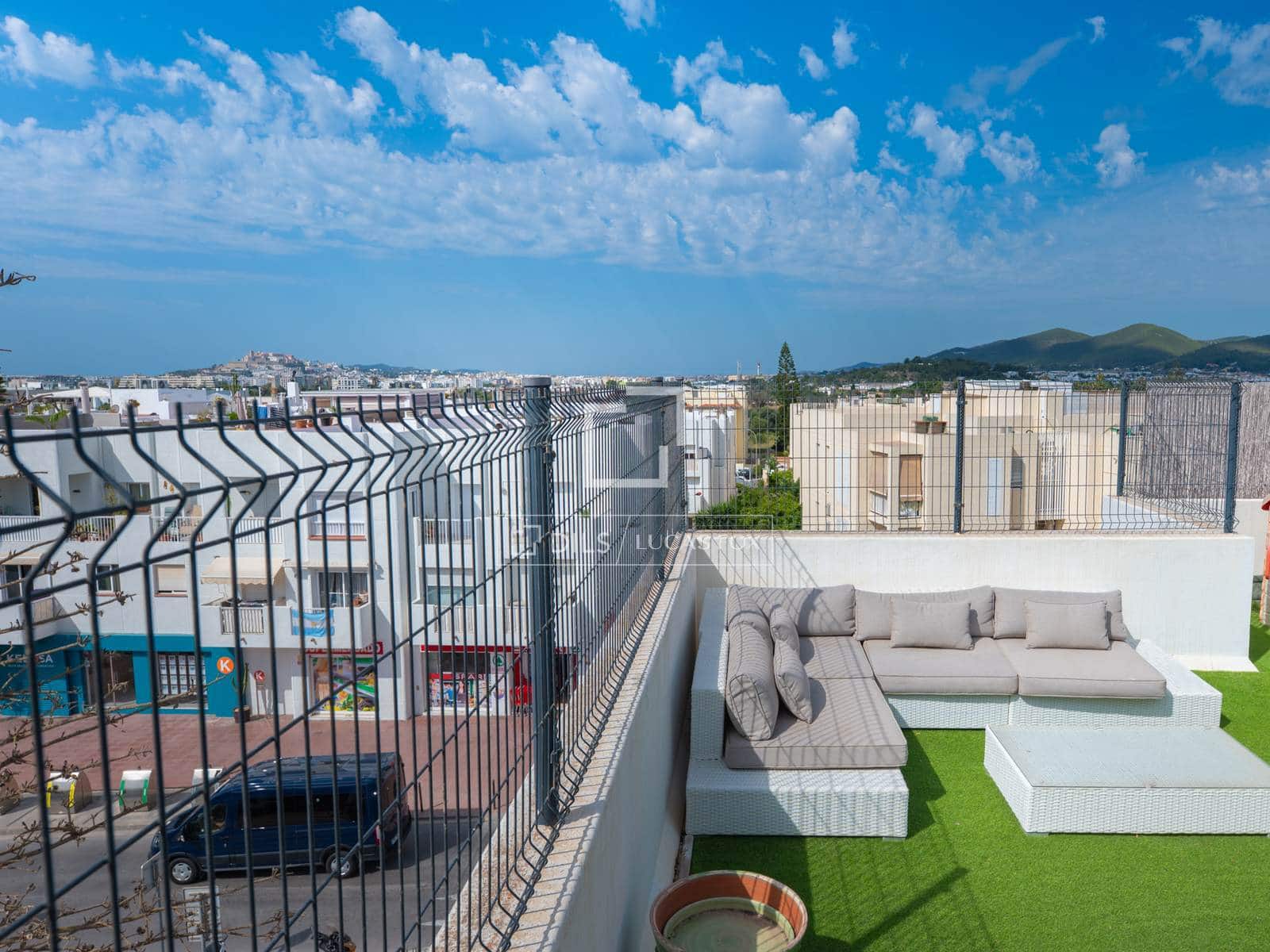 3 Zimmer Apartment zu verkaufen in Nuestra Senora de Jesus mit Garage - 1.015.000 € (Ref: 9956194)