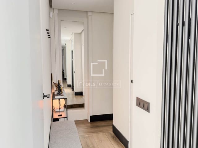 2 chambre Appartement à vendre à Rios Rosas, Madrid ville - 990 000 € (Ref: 9956320)