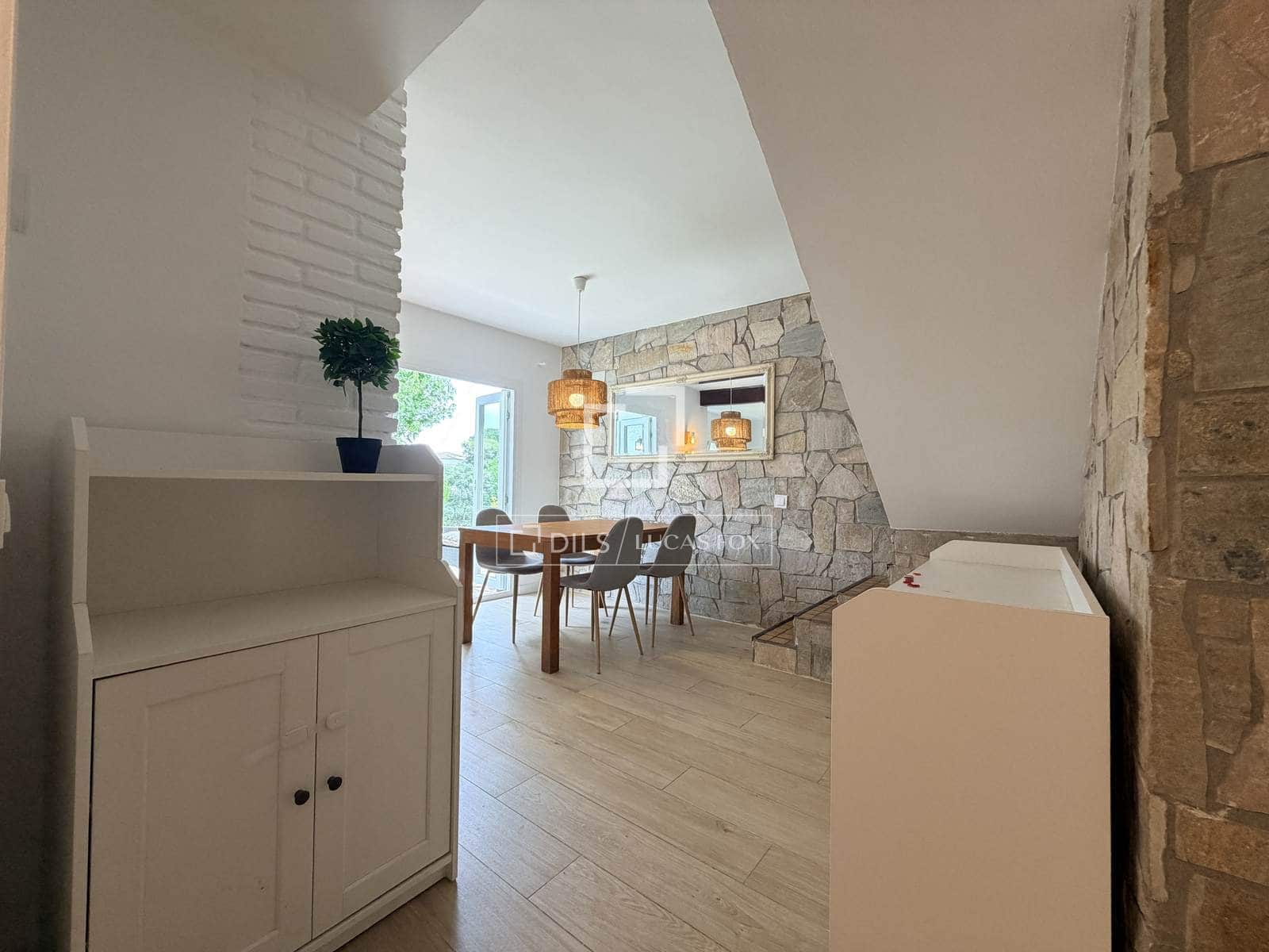 2 soveværelse Villa til salg i Santa Cristina d'Aro med swimmingpool - € 375.000 (Ref: 9956585)