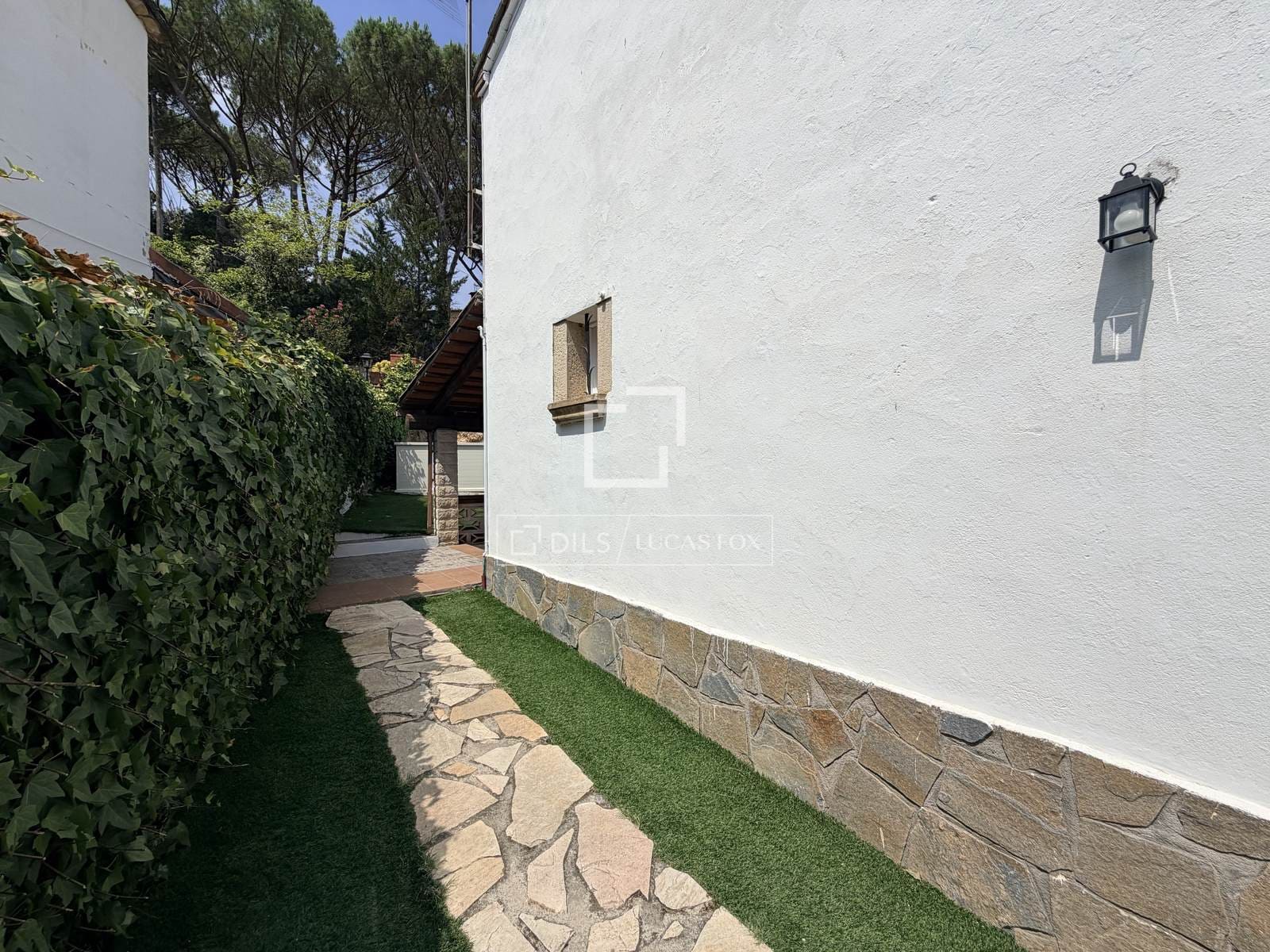 2 soveværelse Villa til salg i Santa Cristina d'Aro med swimmingpool - € 375.000 (Ref: 9956585)
