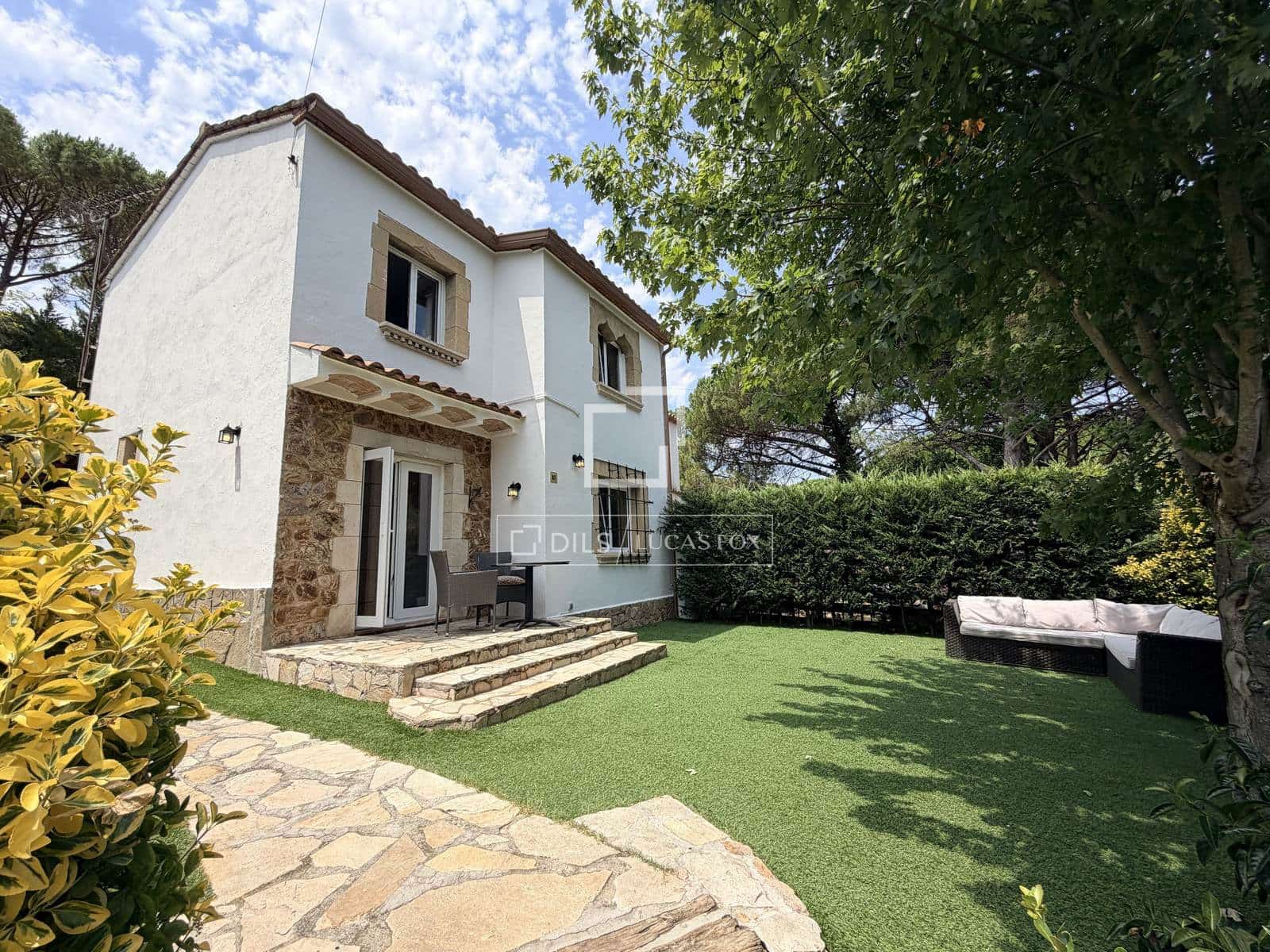 2 soveværelse Villa til salg i Santa Cristina d'Aro med swimmingpool - € 375.000 (Ref: 9956585)