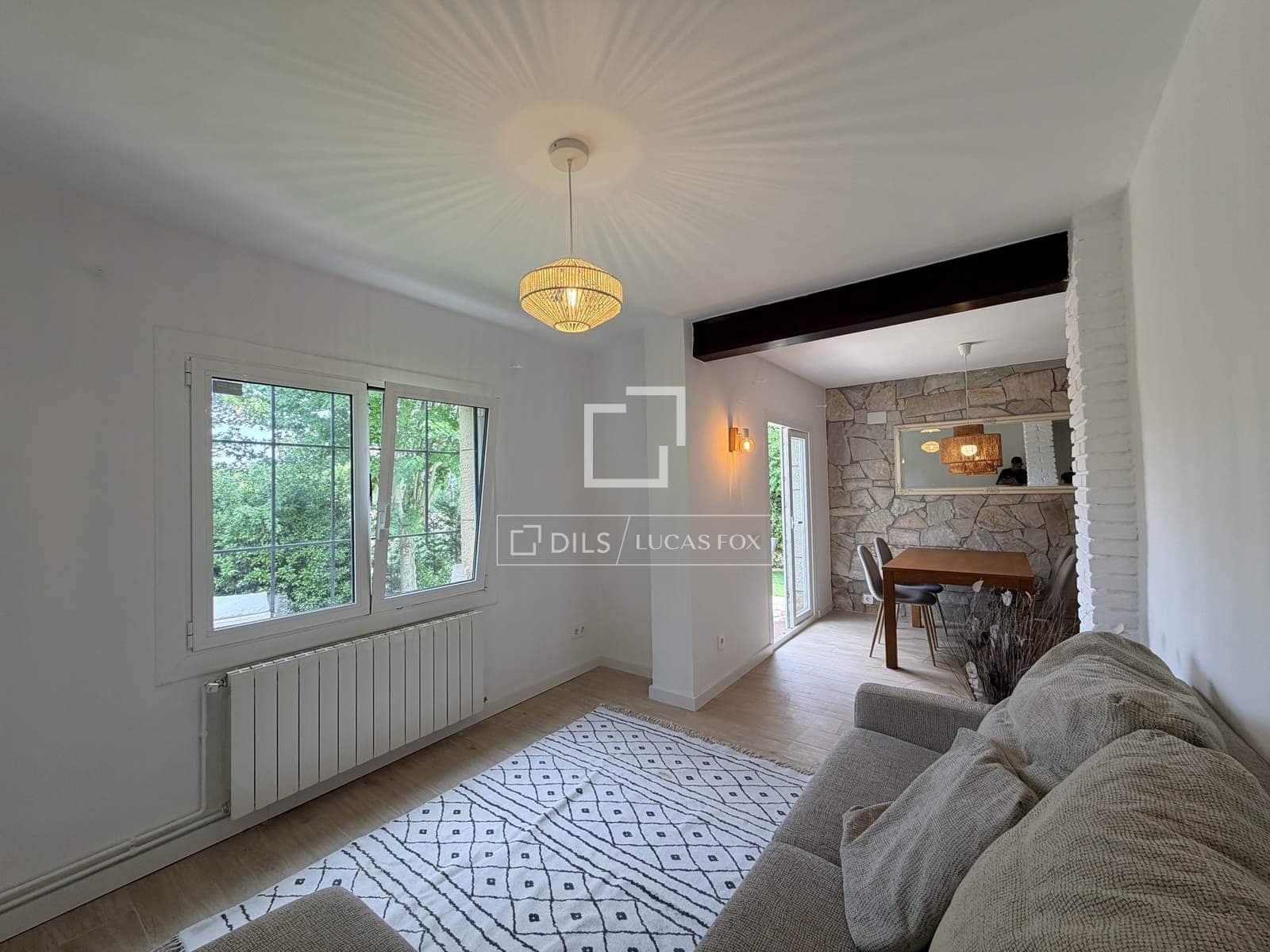 2 soveværelse Villa til salg i Santa Cristina d'Aro med swimmingpool - € 375.000 (Ref: 9956585)