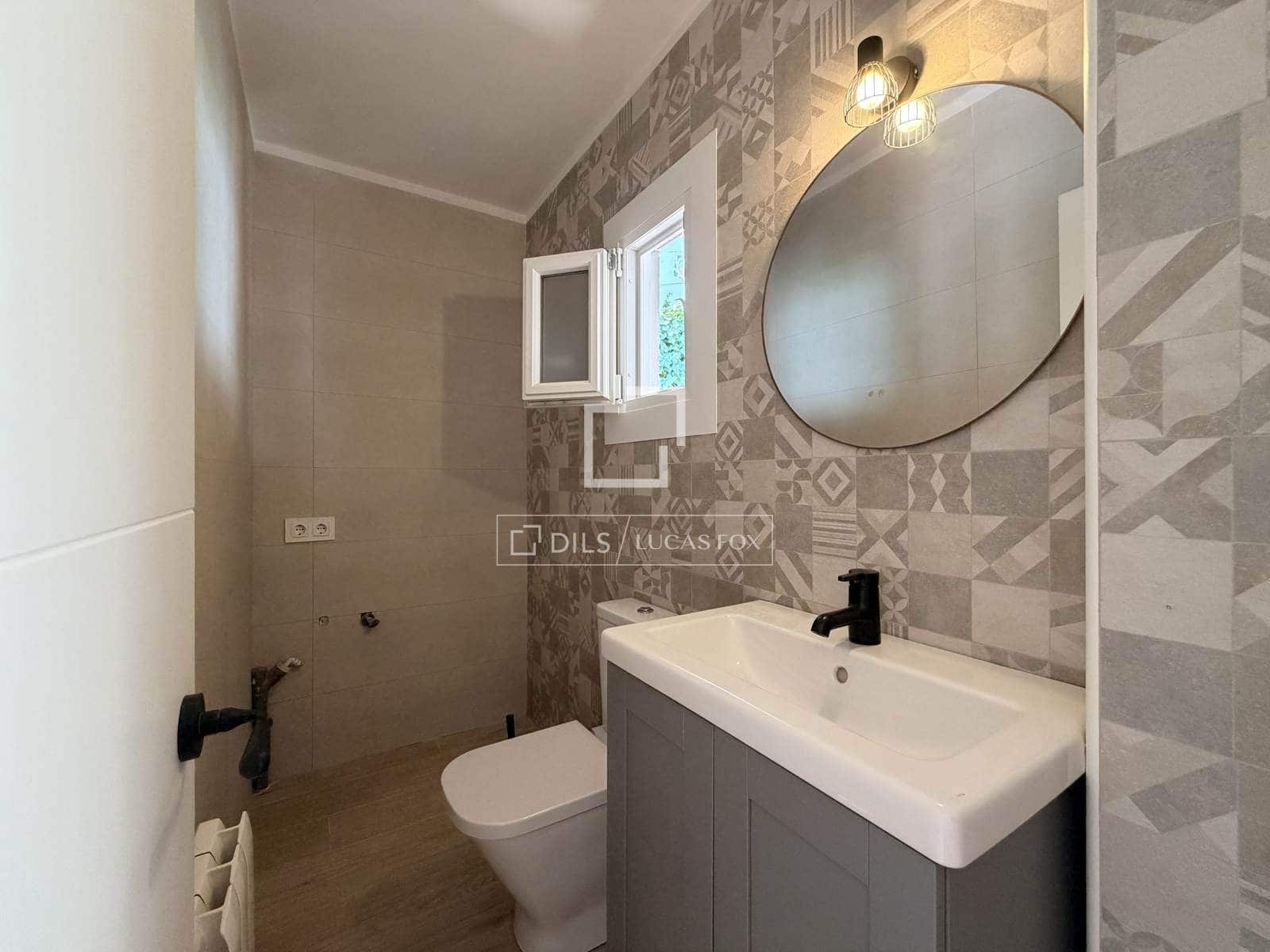 2 soveværelse Villa til salg i Santa Cristina d'Aro med swimmingpool - € 375.000 (Ref: 9956585)