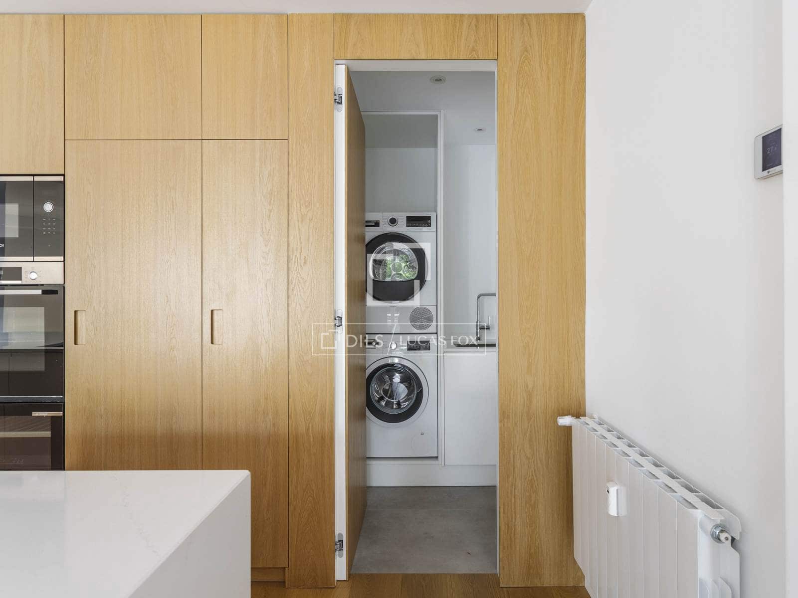 3 quarto Apartamento para arrendar em Madrid cidade com garagem - 4 800 € (Ref: 9958261)