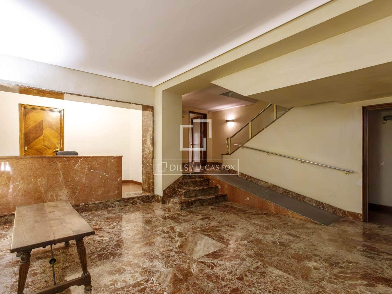 3 quarto Apartamento para arrendar em Madrid cidade com garagem - 4 800 € (Ref: 9958261)