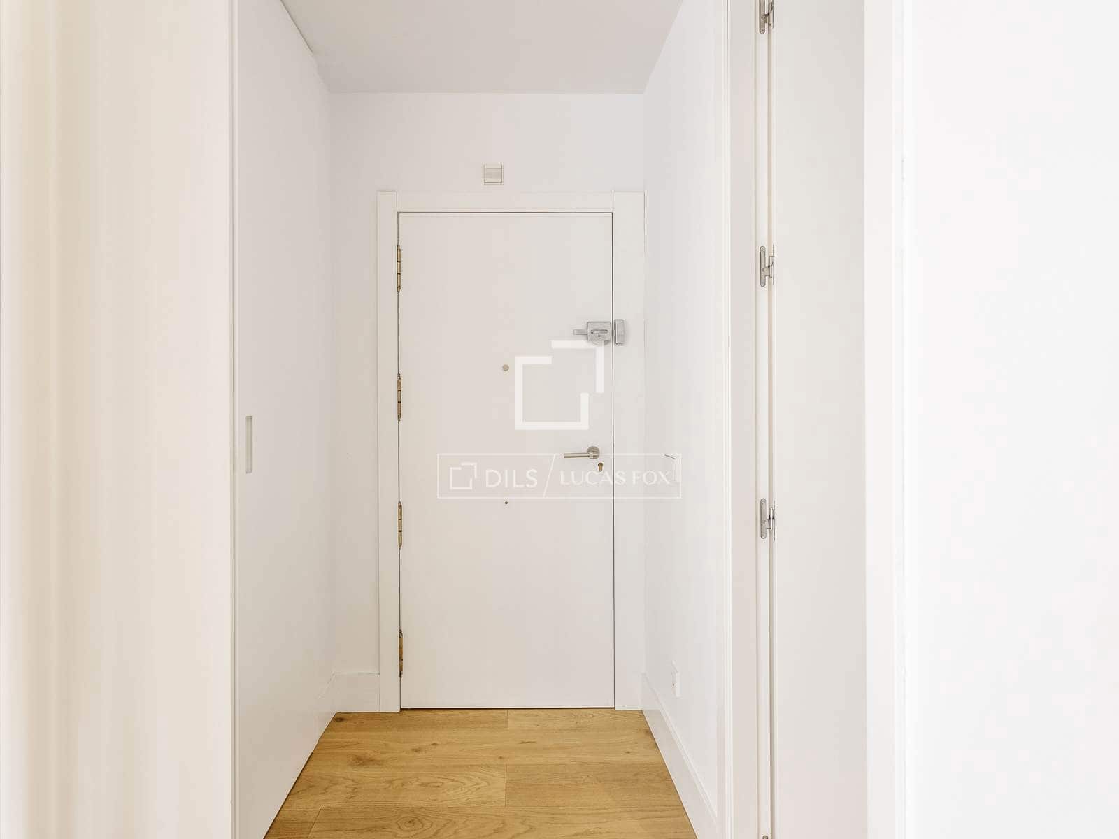 3 quarto Apartamento para arrendar em Madrid cidade com garagem - 4 800 € (Ref: 9958261)
