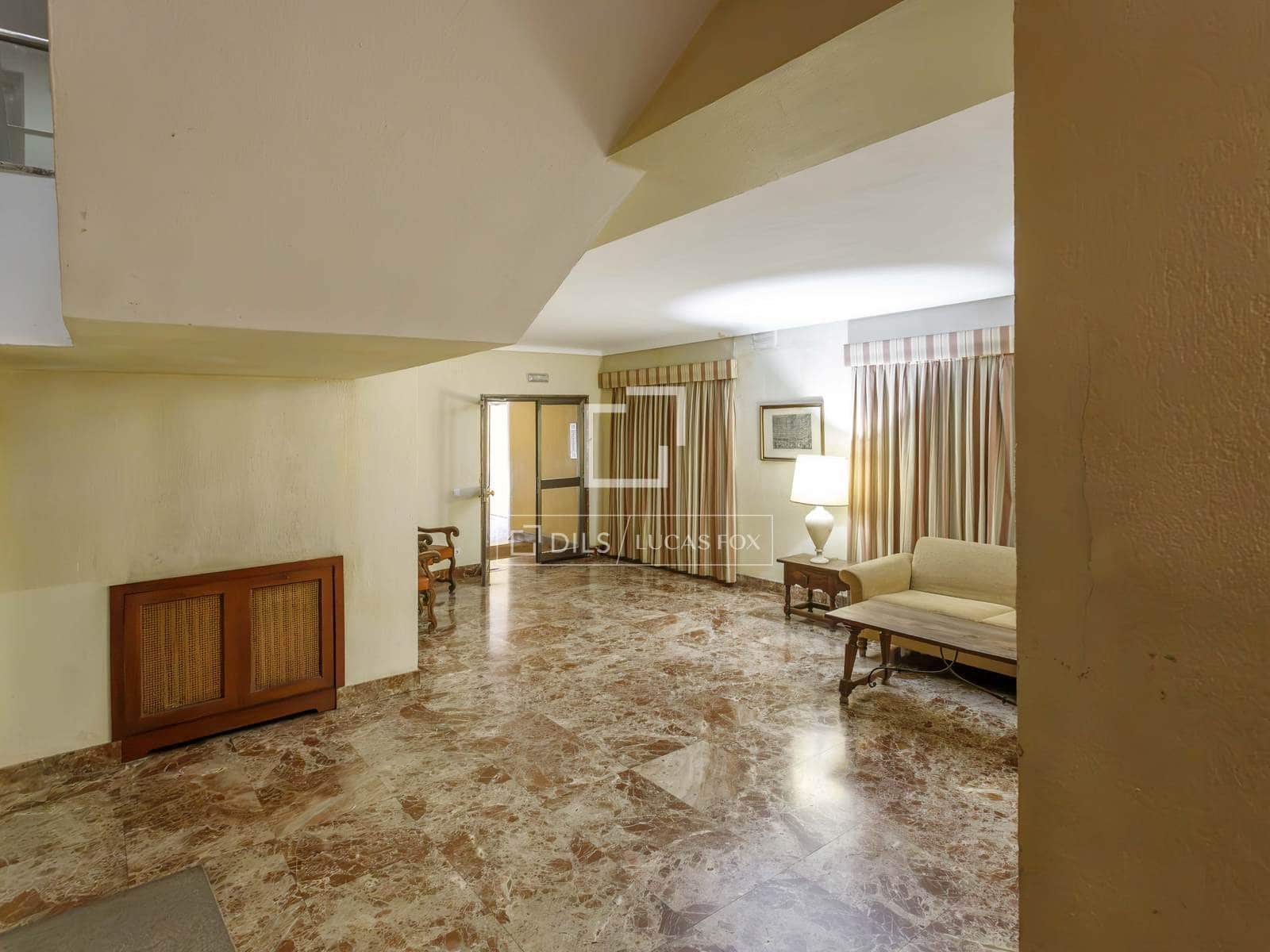 3 quarto Apartamento para arrendar em Madrid cidade com garagem - 4 800 € (Ref: 9958261)