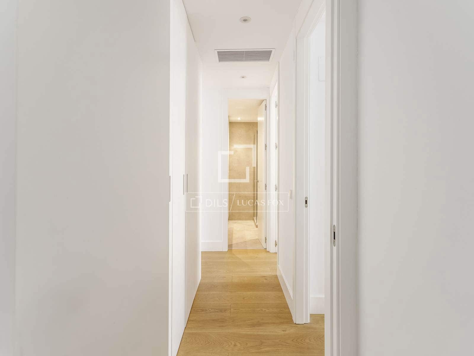 3 quarto Apartamento para arrendar em Madrid cidade com garagem - 4 800 € (Ref: 9958261)