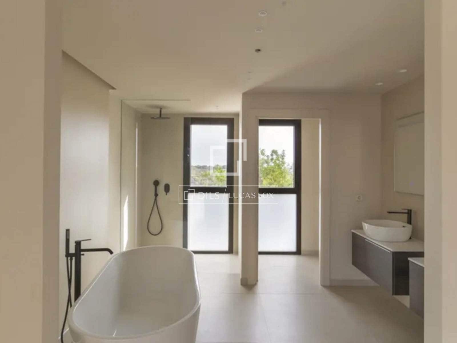3 bedroom Villa for sale in Moraira with pool garage - € 1,750,000 (Ref: 9958520)