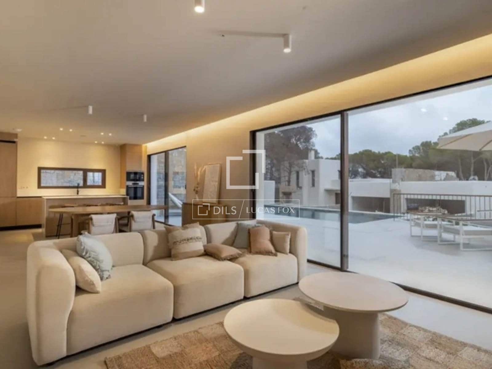 3 bedroom Villa for sale in Moraira with pool garage - € 1,750,000 (Ref: 9958520)