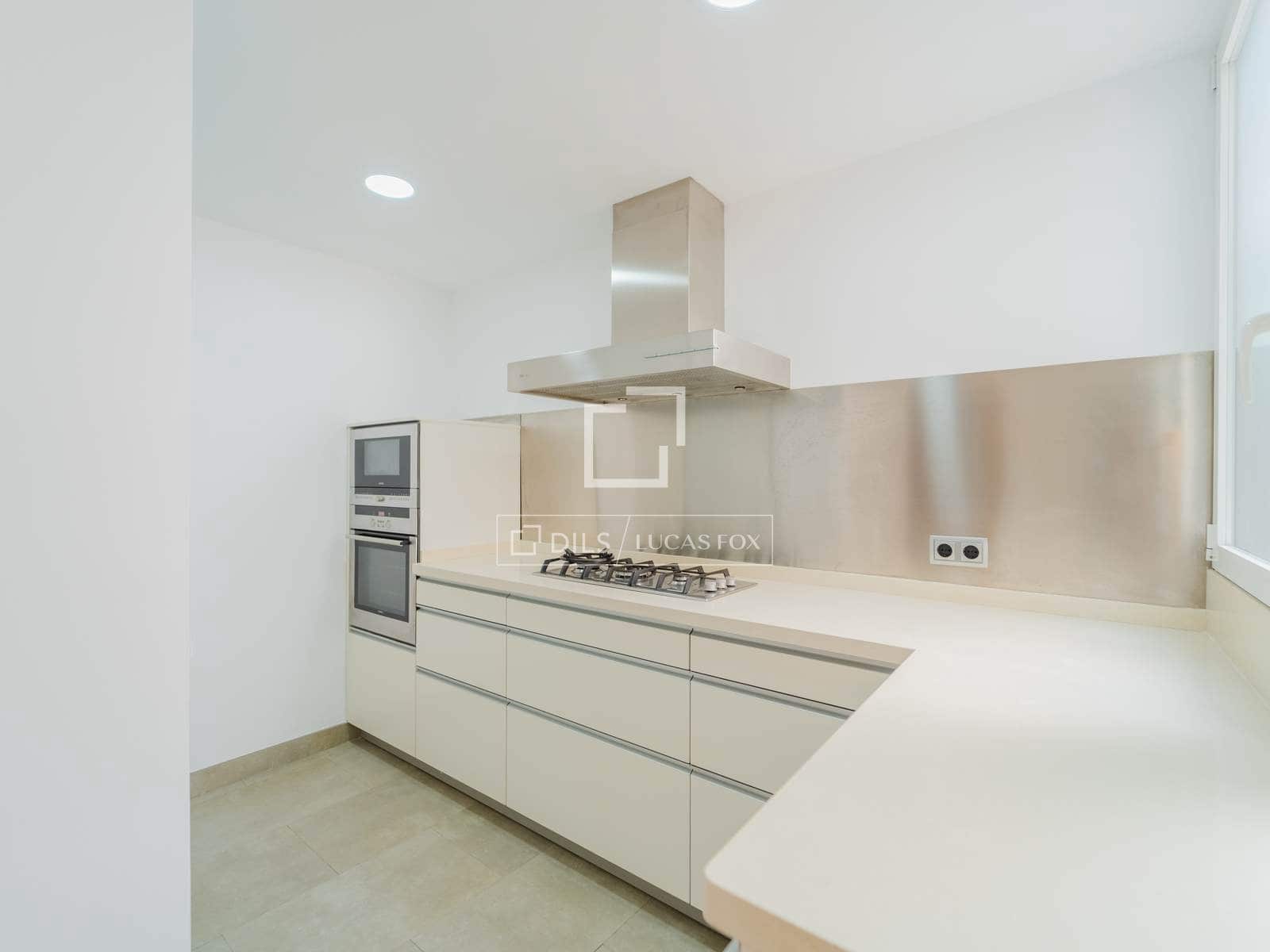 3 camera da letto Appartamento da affittare in Valencia citta con garage - 2.000 € (Rif: 9958711)