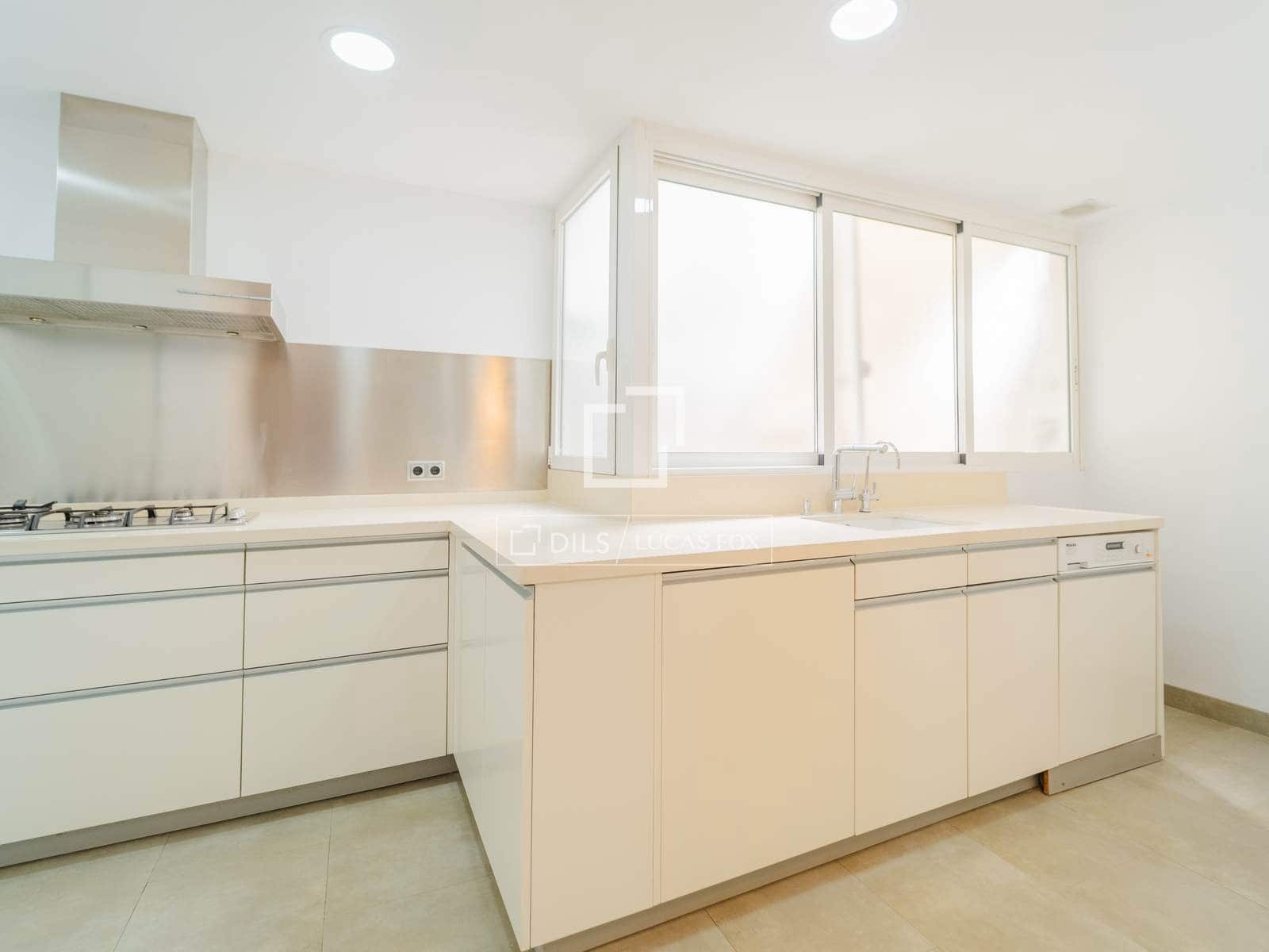 3 camera da letto Appartamento da affittare in Valencia citta con garage - 2.000 € (Rif: 9958711)
