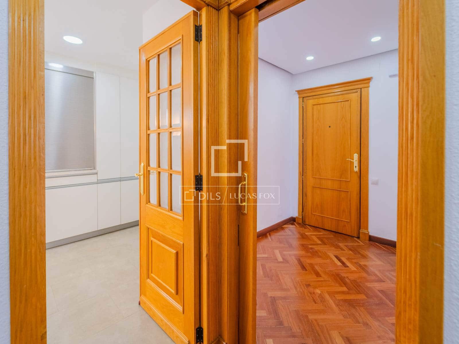 3 camera da letto Appartamento da affittare in Valencia citta con garage - 2.000 € (Rif: 9958711)