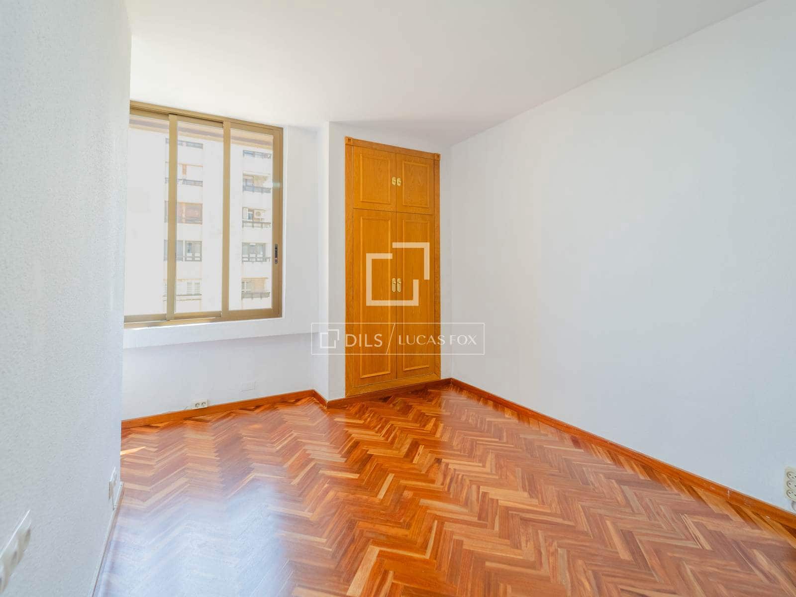 3 camera da letto Appartamento da affittare in Valencia citta con garage - 2.000 € (Rif: 9958711)