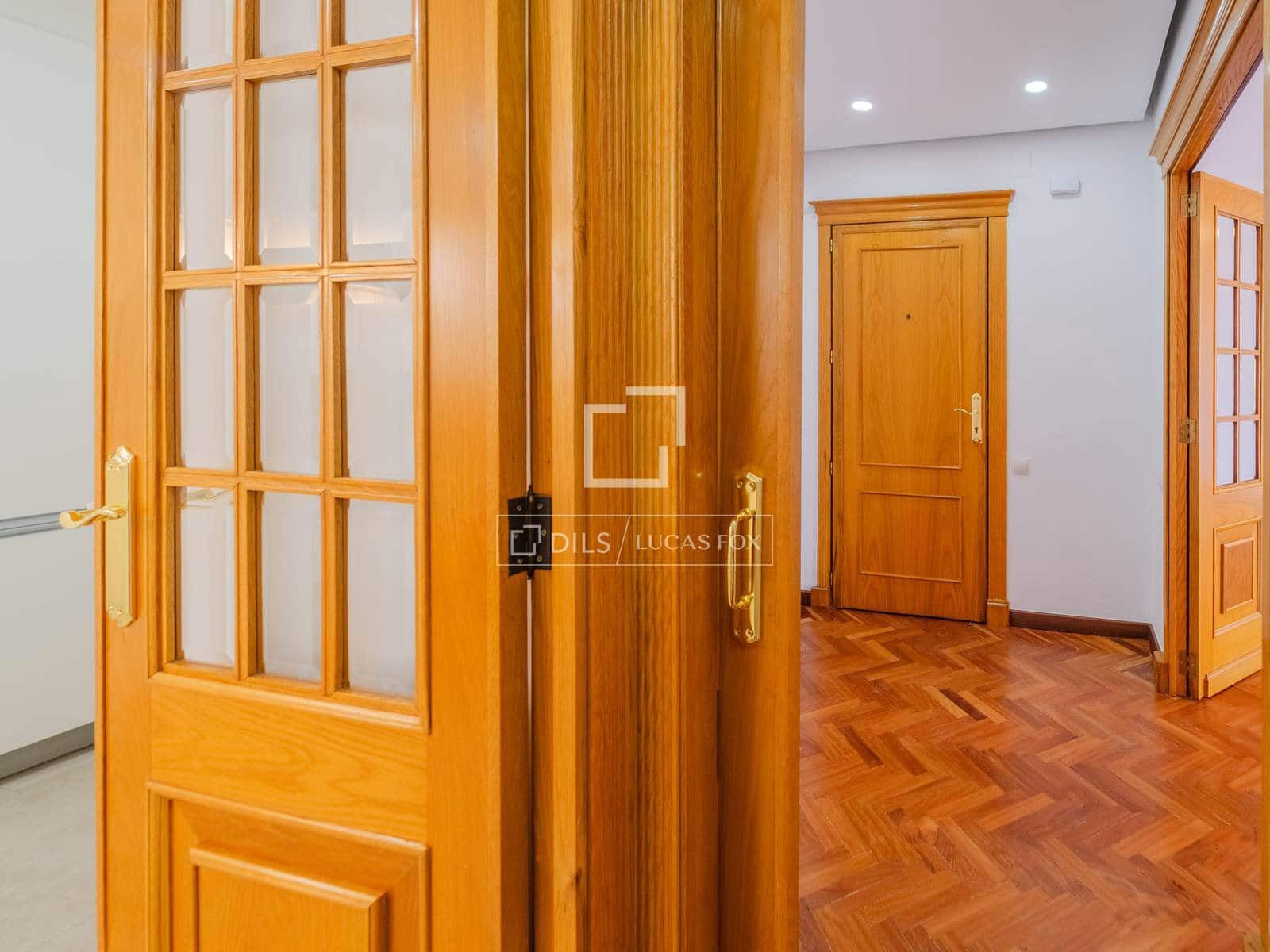 3 camera da letto Appartamento da affittare in Valencia citta con garage - 2.000 € (Rif: 9958711)