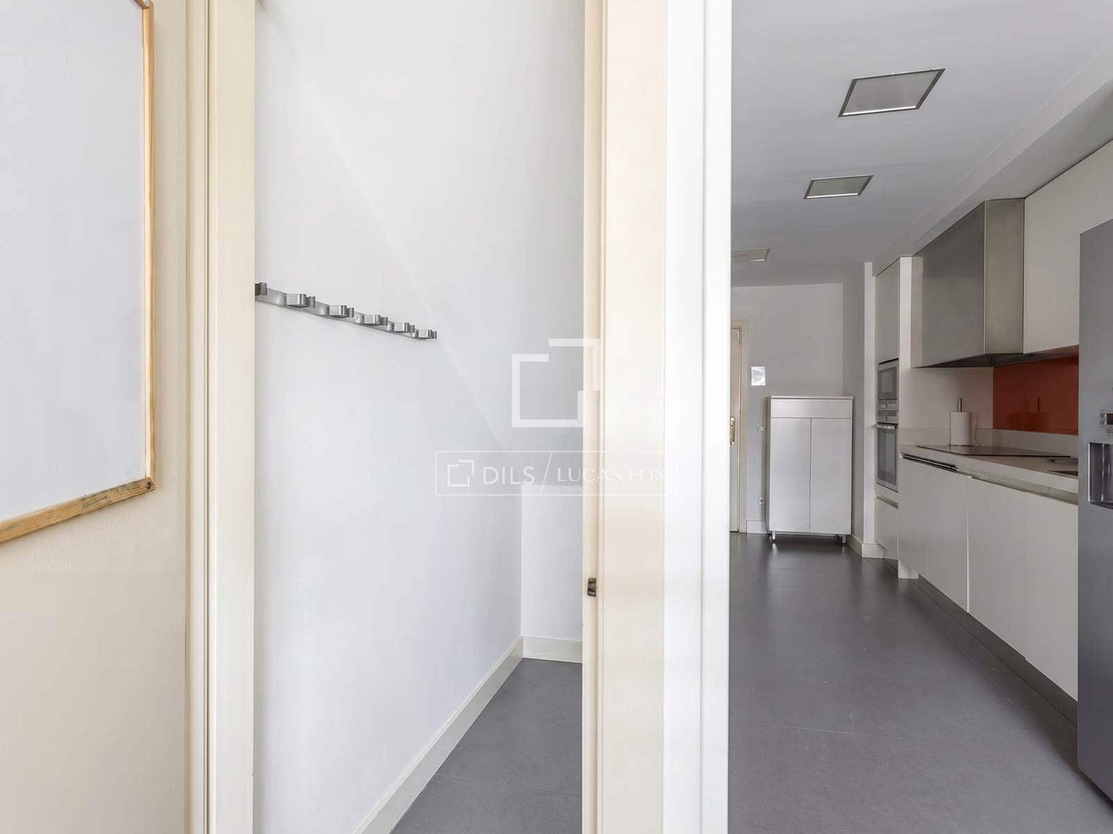 4 bedroom Penthouse for rent in Madrid city with garage - € 7,000 (Ref: 9958718)