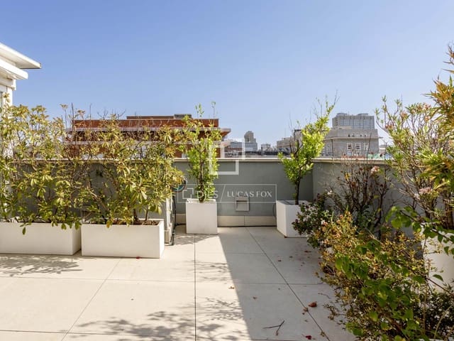 4 quarto Penthouse para arrendar em Cuatro Caminos, Madrid cidade com garagem - 7 000 € (Ref: 9958718)